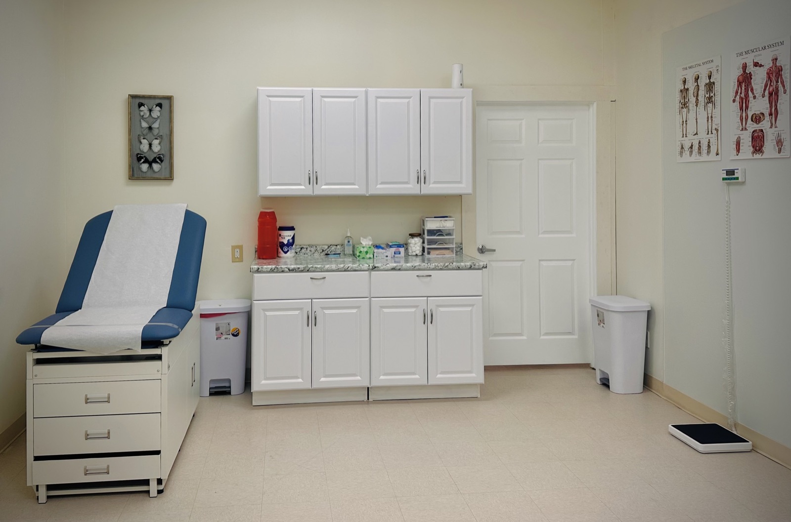 Examination room at Riverchase Express Clinic